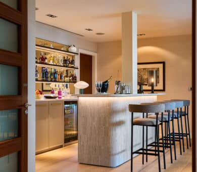 Bar 4500px